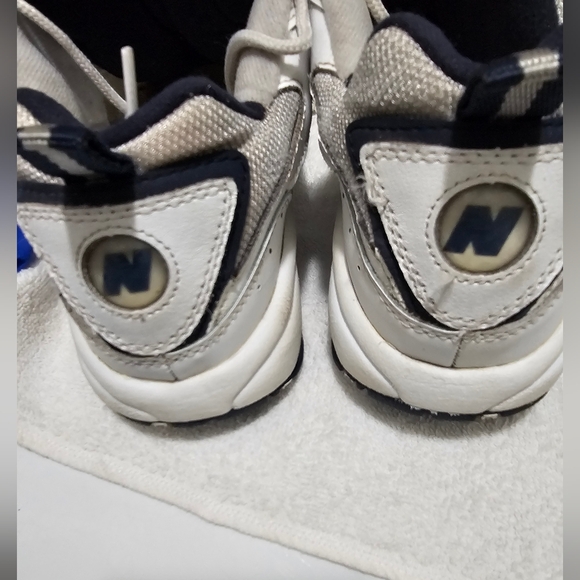 New Balance 335, Men's Shoes, White Size 11 - Picture 3 of 7